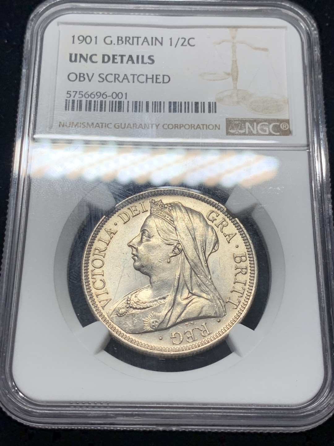 《竞宝斋》钱币微拍-第8场（不限金额顺丰包邮） NGC Unc Details OBV Scratched 英国1901年维多利亚1/2克朗 NGC编号：5756696-001