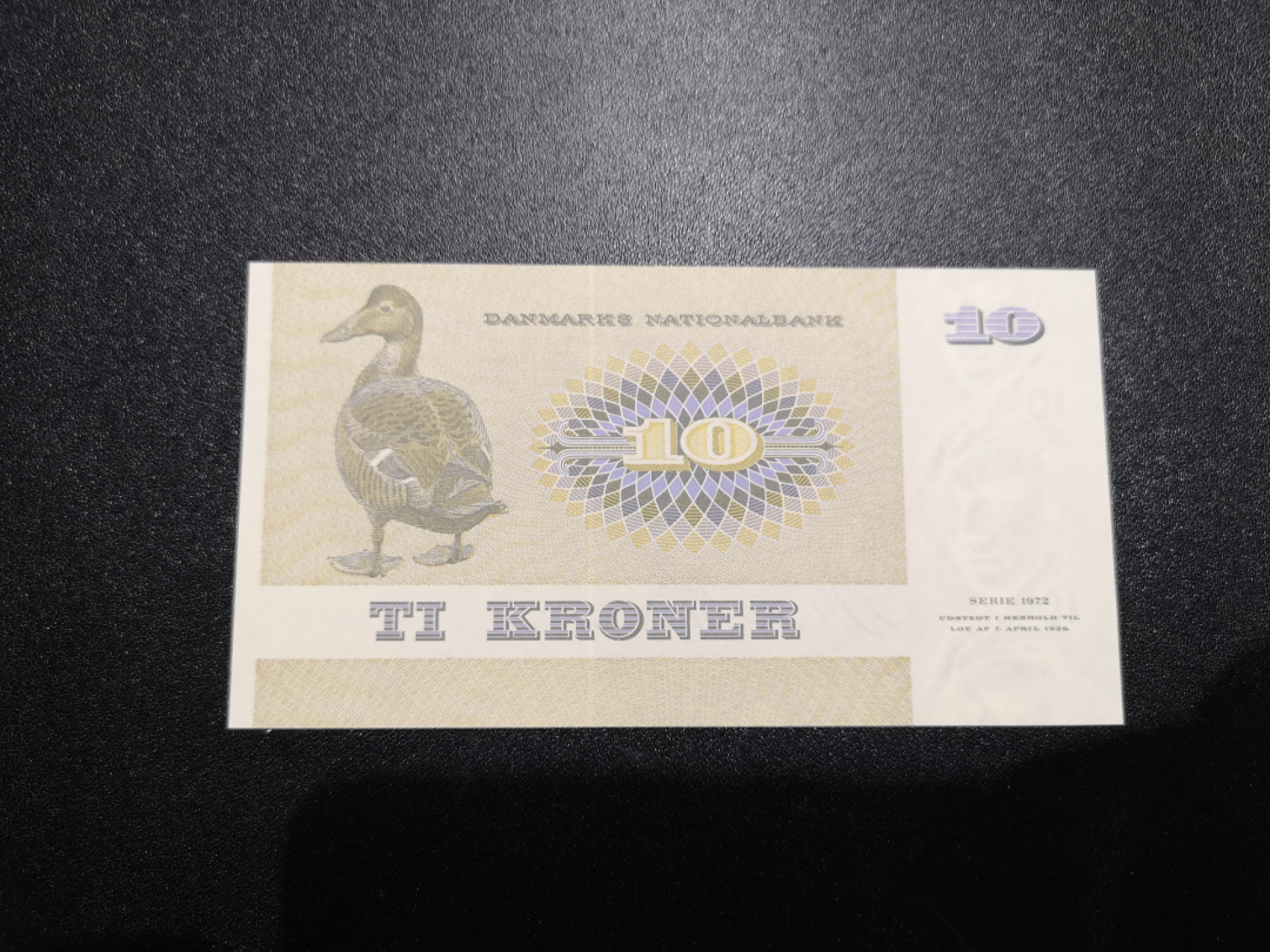 《外钞收藏家》金九银十双拍10号场（总134期）（本期90件） 丹麦动物版10克朗 全新UNC