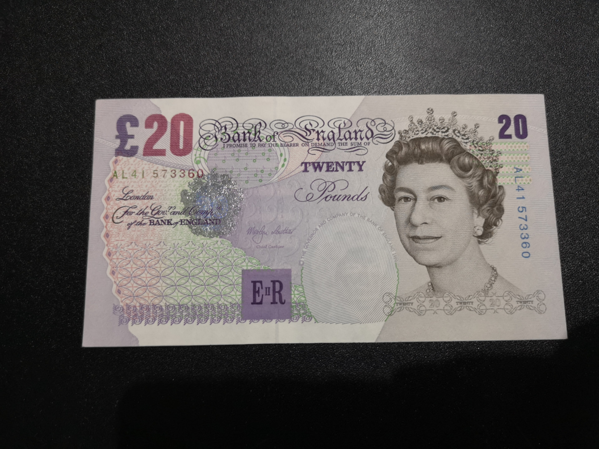 《外钞收藏家》金九银十双拍10号场（总134期）（本期90件） 英国E序列20镑 全新 无折 四个角钝 