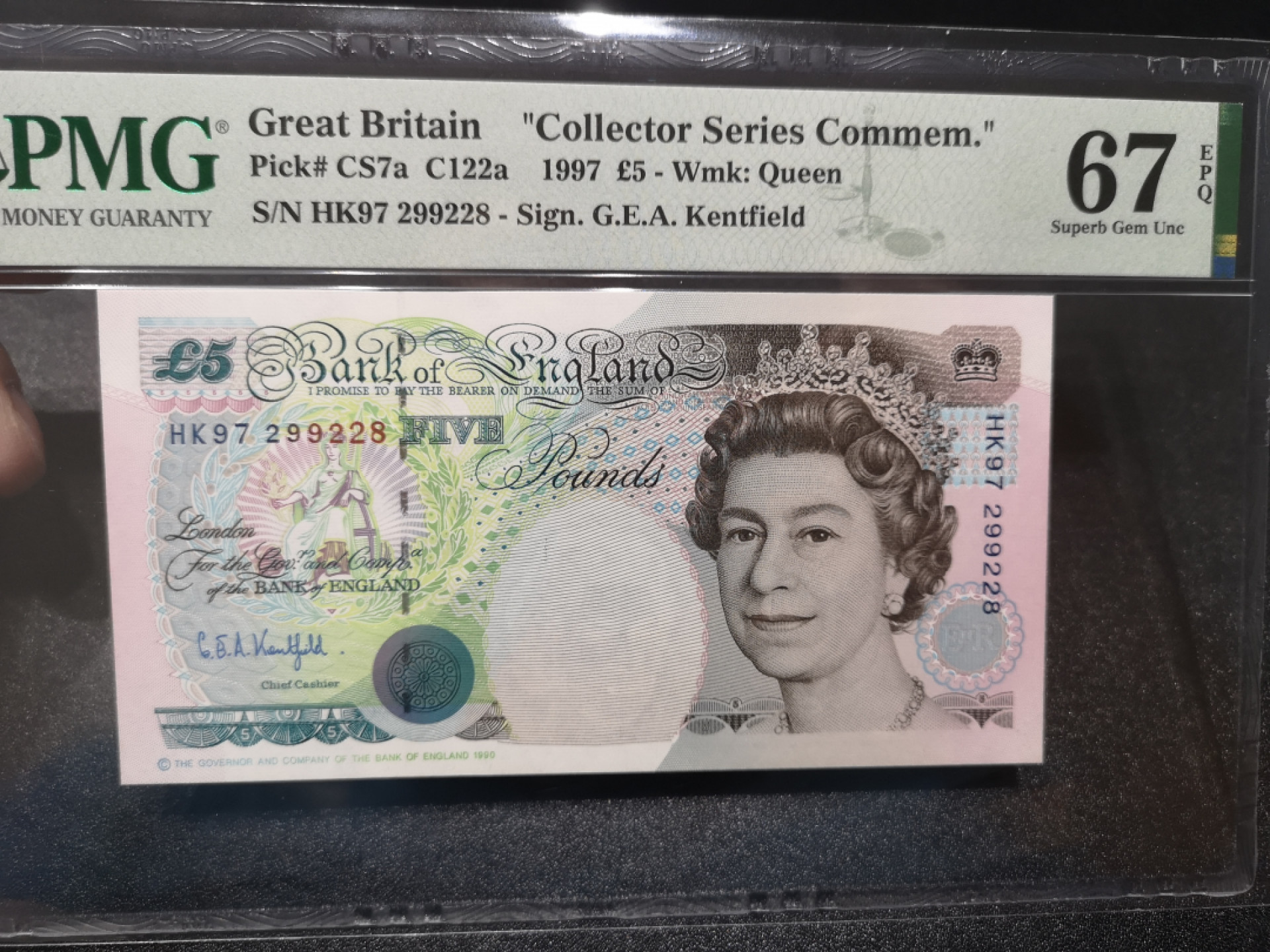 《外钞收藏家》金九银十双拍10号场（总134期）（本期90件） 1997年英国E序列5镑 97回归收藏系列  尾8靓号 PMG67