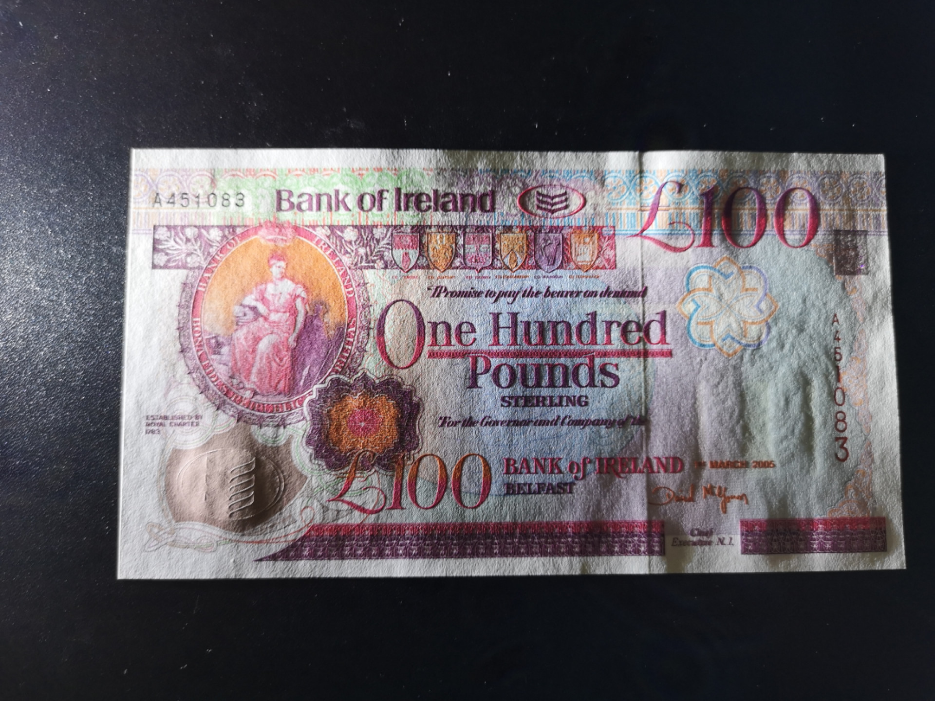 《外钞收藏家》金九银十双拍10号场（总134期）（本期90件） 2005年爱尔兰100镑 A冠 全新UNC