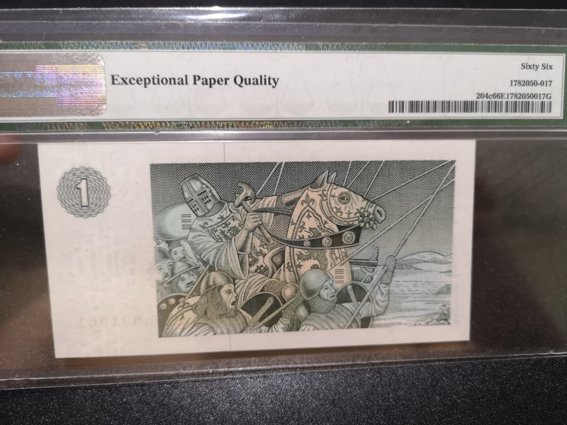 《外钞收藏家》第一百三十五期 1977年苏格兰克莱斯戴尔银行1镑 PMG66