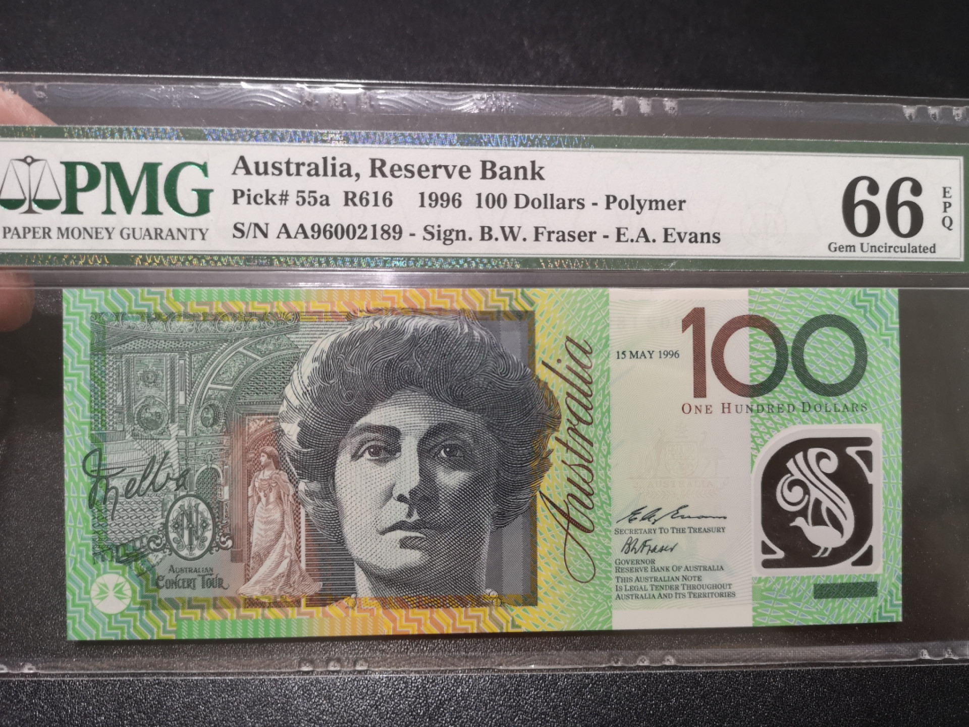《外钞收藏家》第一百三十五期 1996年澳大利亚100元 PMG66 AA冠 无47 千位号