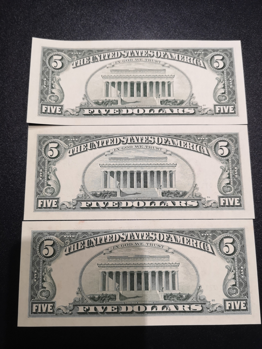 《外钞收藏家》第一百三十五期 1995年小头5美元 补号 连号3张一起 全新UNC