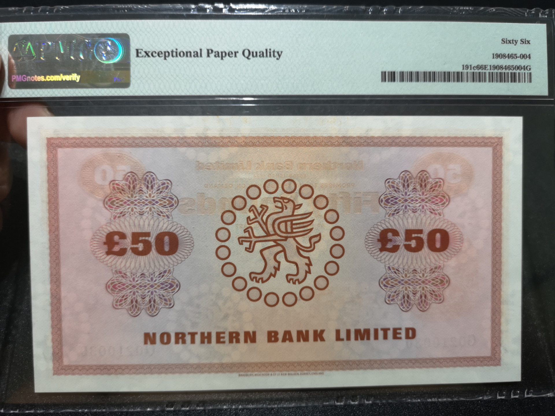 《外钞收藏家》第一百三十五期 1981年北爱尔兰北方银行50镑 无47靓号 PMG66 BWC作品