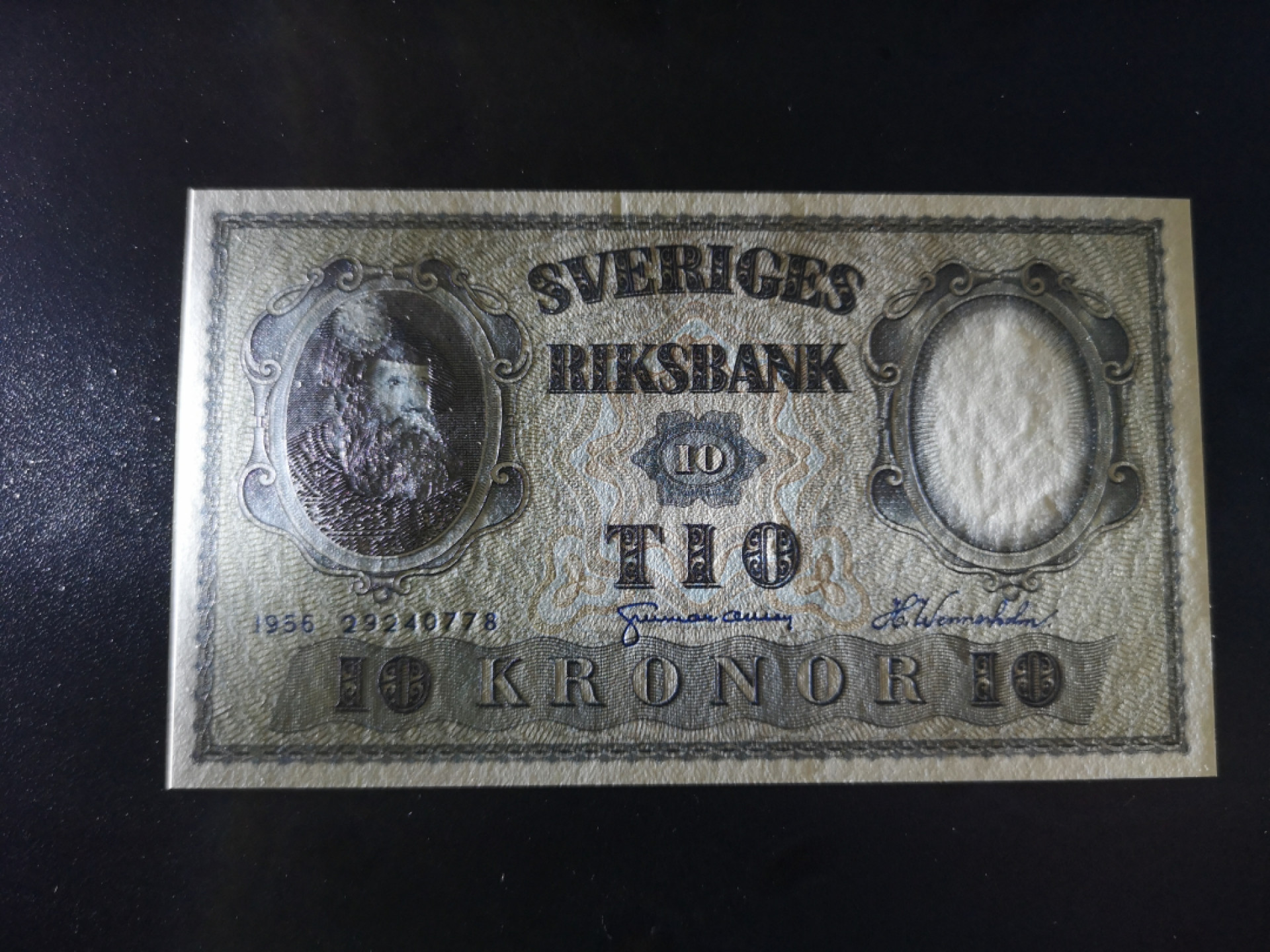 《外钞收藏家》第一百三十五期 1956年瑞典10克朗 全新UNC