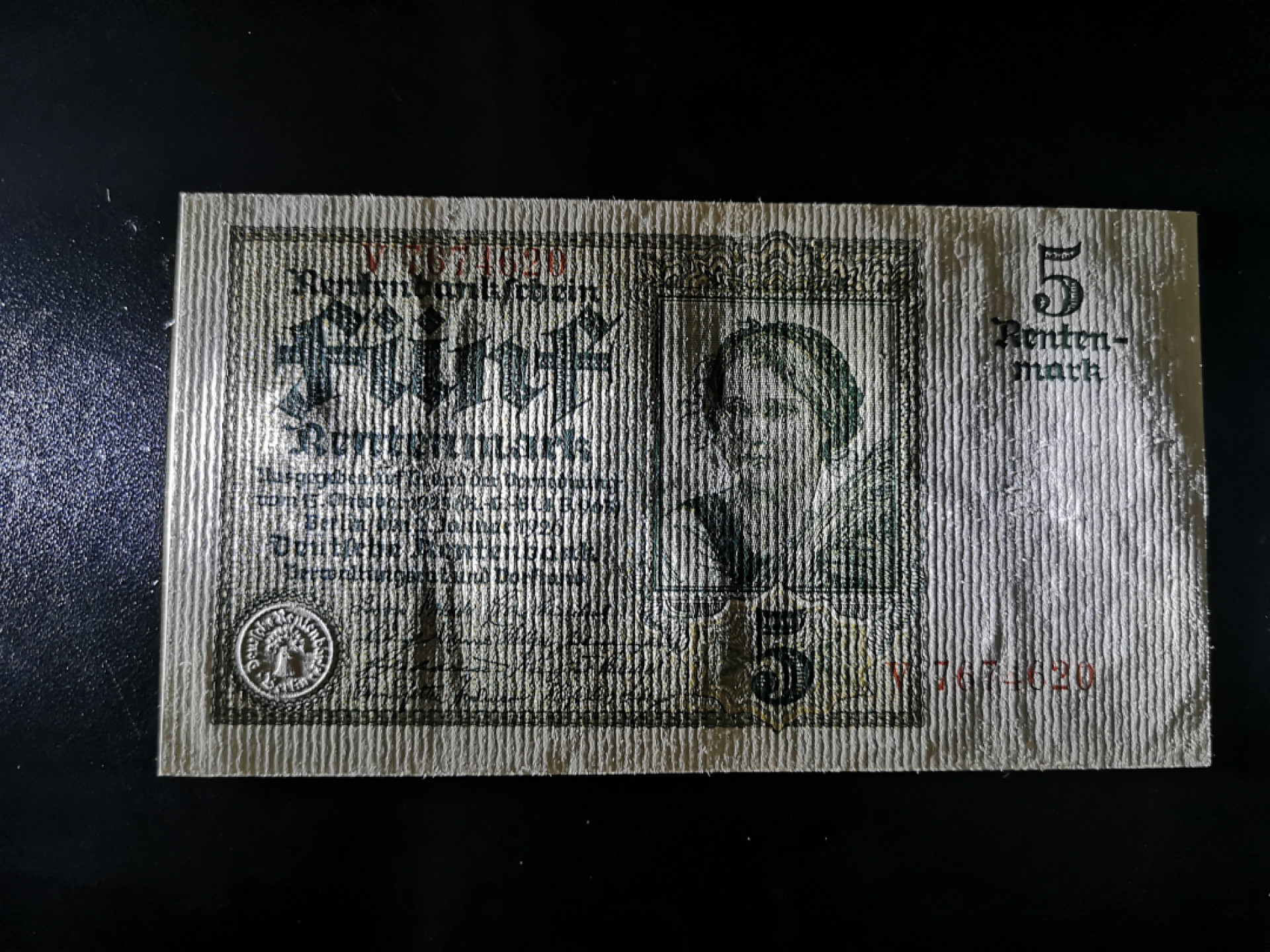 《外钞收藏家》第一百三十五期 1926年德国5马克 全新 100年纸币角没有那么绝