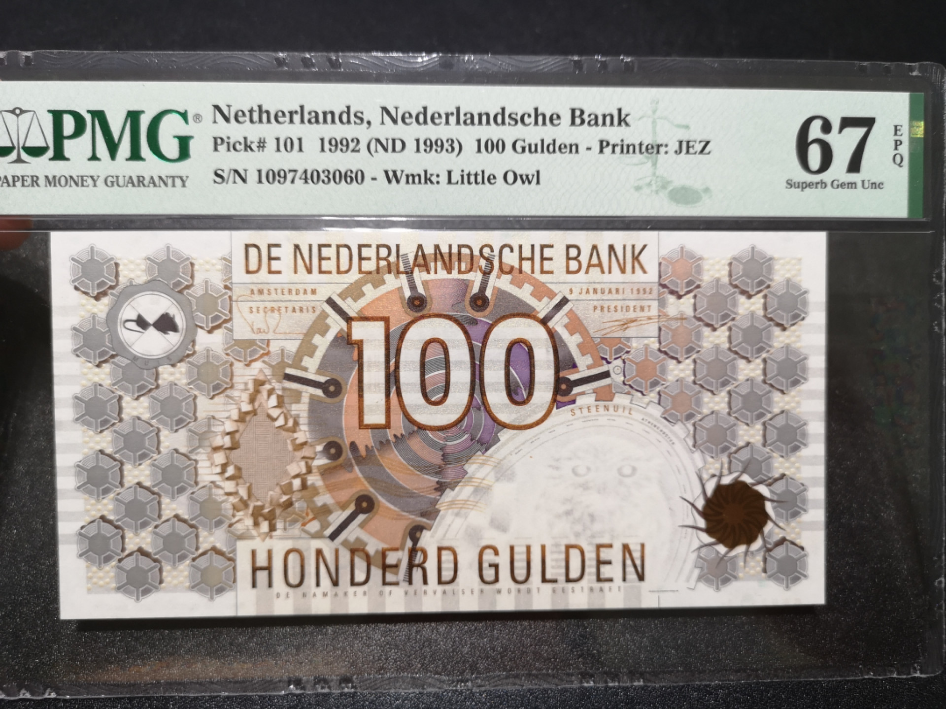 《外钞收藏家》第一百三十五期 1992年荷兰齿轮版 100盾 PMG67