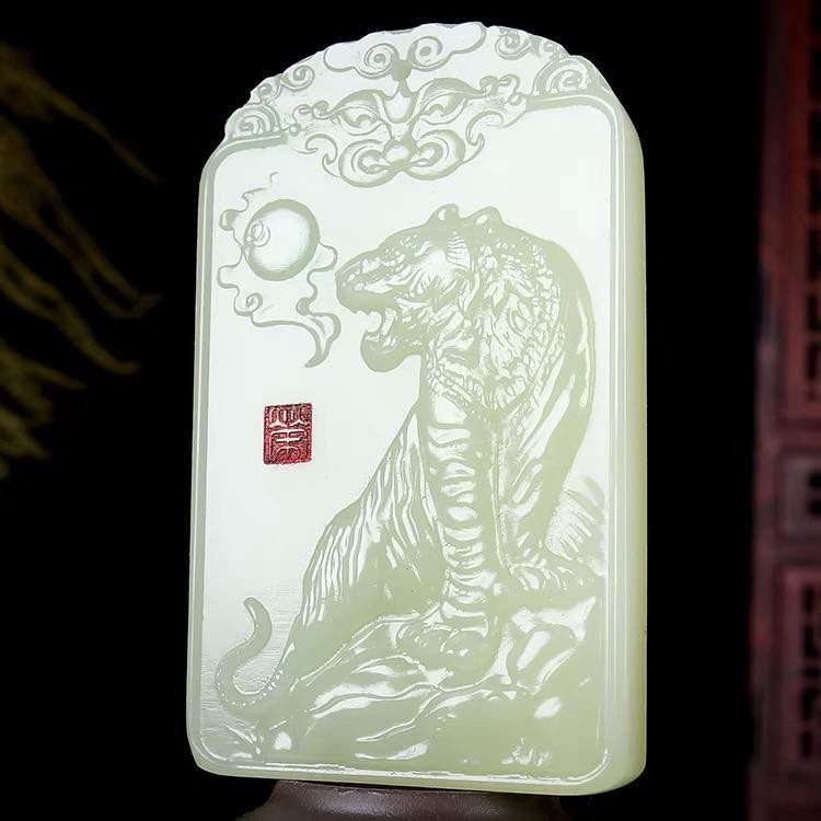 精品和田玉石专拍场 和田玉老虎吊坠