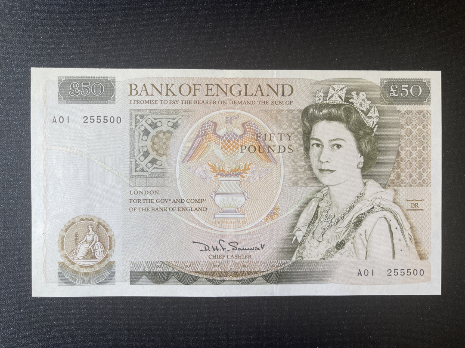 《张总收藏》38期—世界精品 英国50镑 UNC A01冠 D序列无47