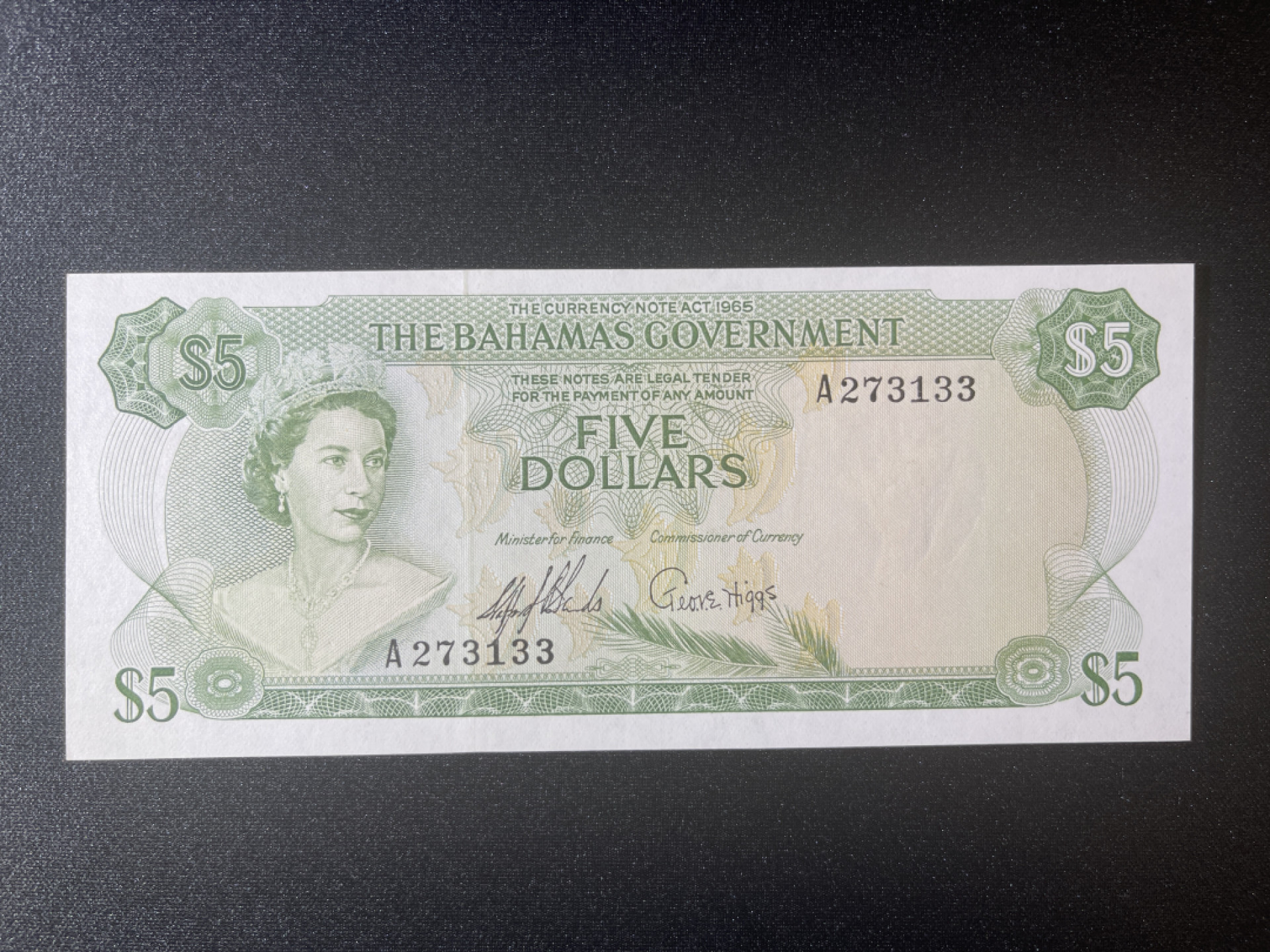《张总收藏》38期—世界精品 巴哈马5元 UNC A冠 1965年女王