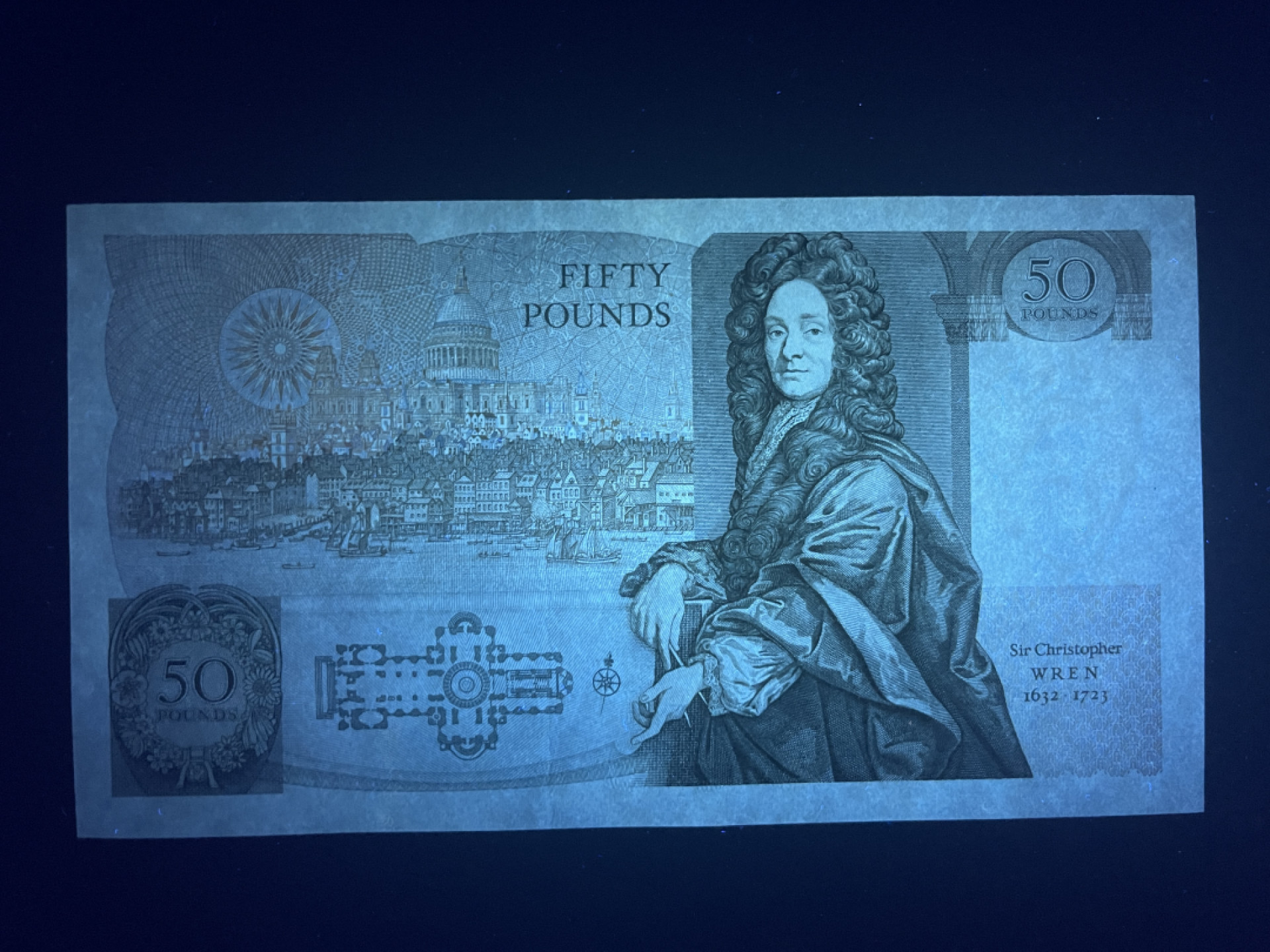 《张总收藏》38期—世界精品 英国50镑 UNC A01冠 D序列无47