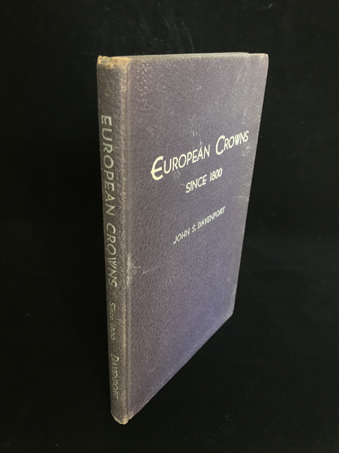 《竞宝斋》钱币微拍-第9场（不限金额顺丰包邮） 稀少紫罗兰荔枝文面皮 1947年版本 达文波特 1800后欧洲泰勒与克朗目录，是目录，本身更是收藏品