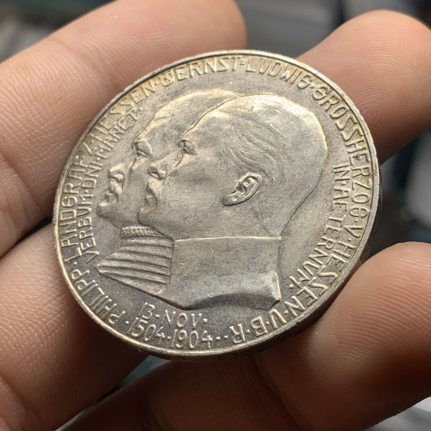 《竞宝斋》钱币微拍-第9场（不限金额顺丰包邮） 德国黑森 1904年 达姆施塔特 5马克 大银币 直径:   38.2mm，重约:  27.7   g。一流的状态