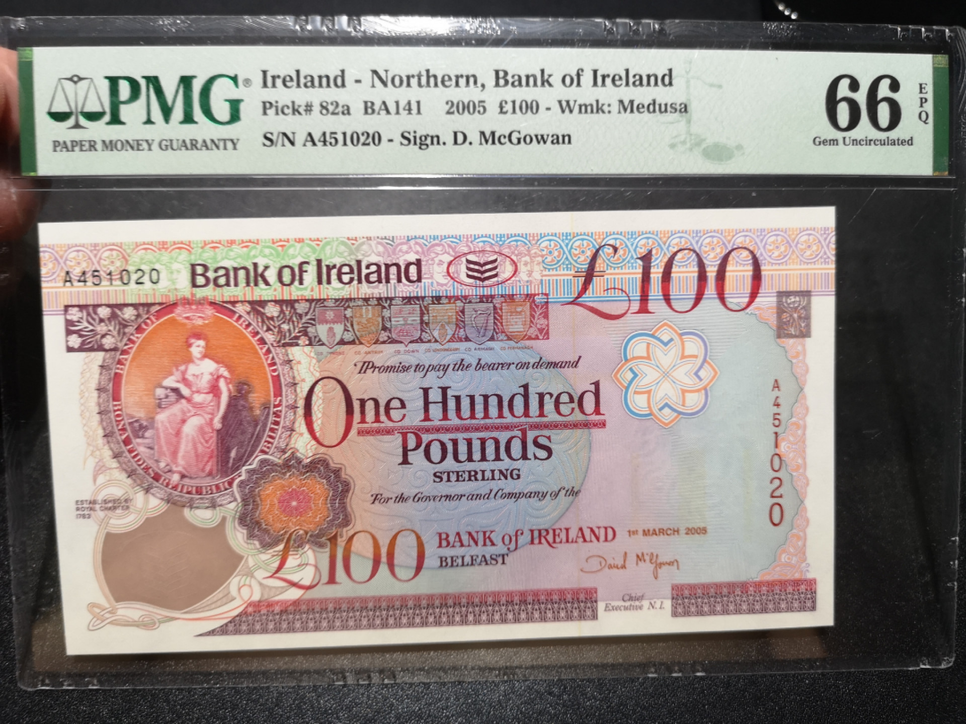 《外钞收藏家》第一百三十六期（本期100件） 2005年北爱尔兰100镑 PMG66 A冠