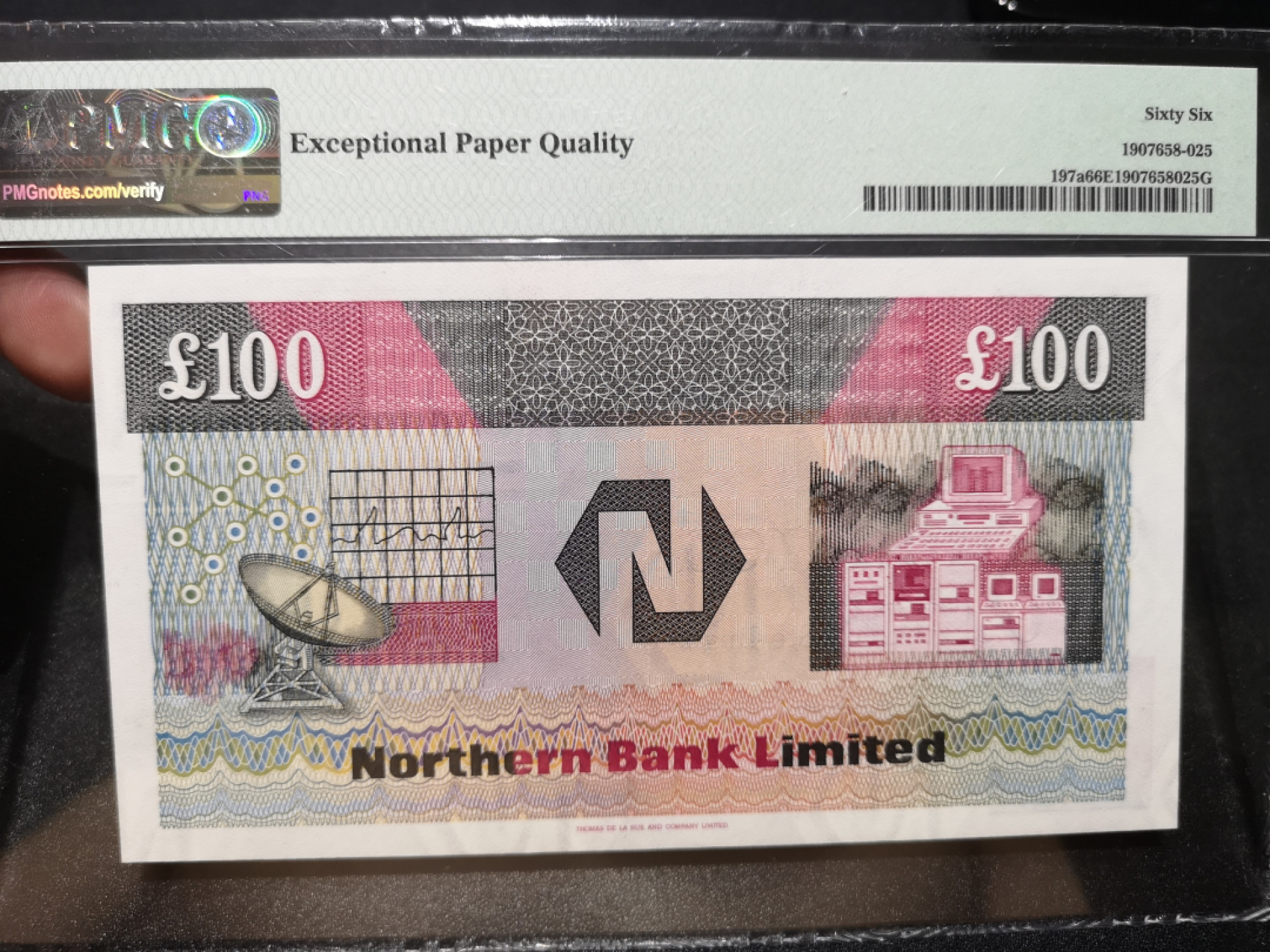 《外钞收藏家》第一百三十六期（本期100件） 1990年北爱尔兰100镑 PMG66 超小号78号