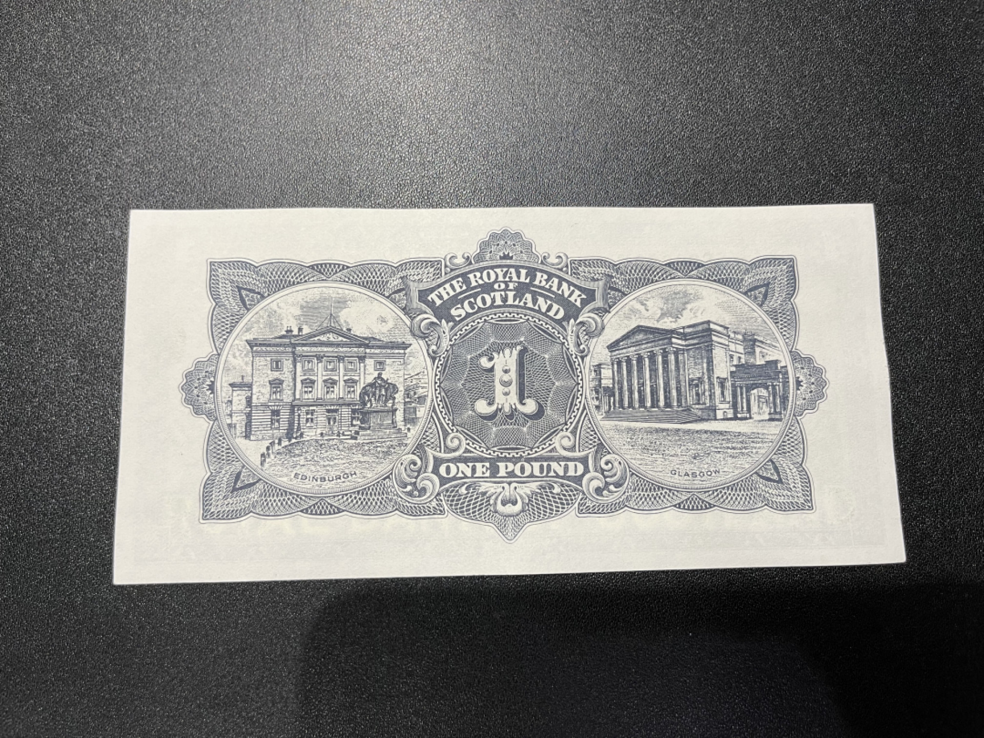 《外钞收藏家》第一百三十六期（本期100件） 1966年苏格兰皇家银行1镑 全新UNC 9999狮子号