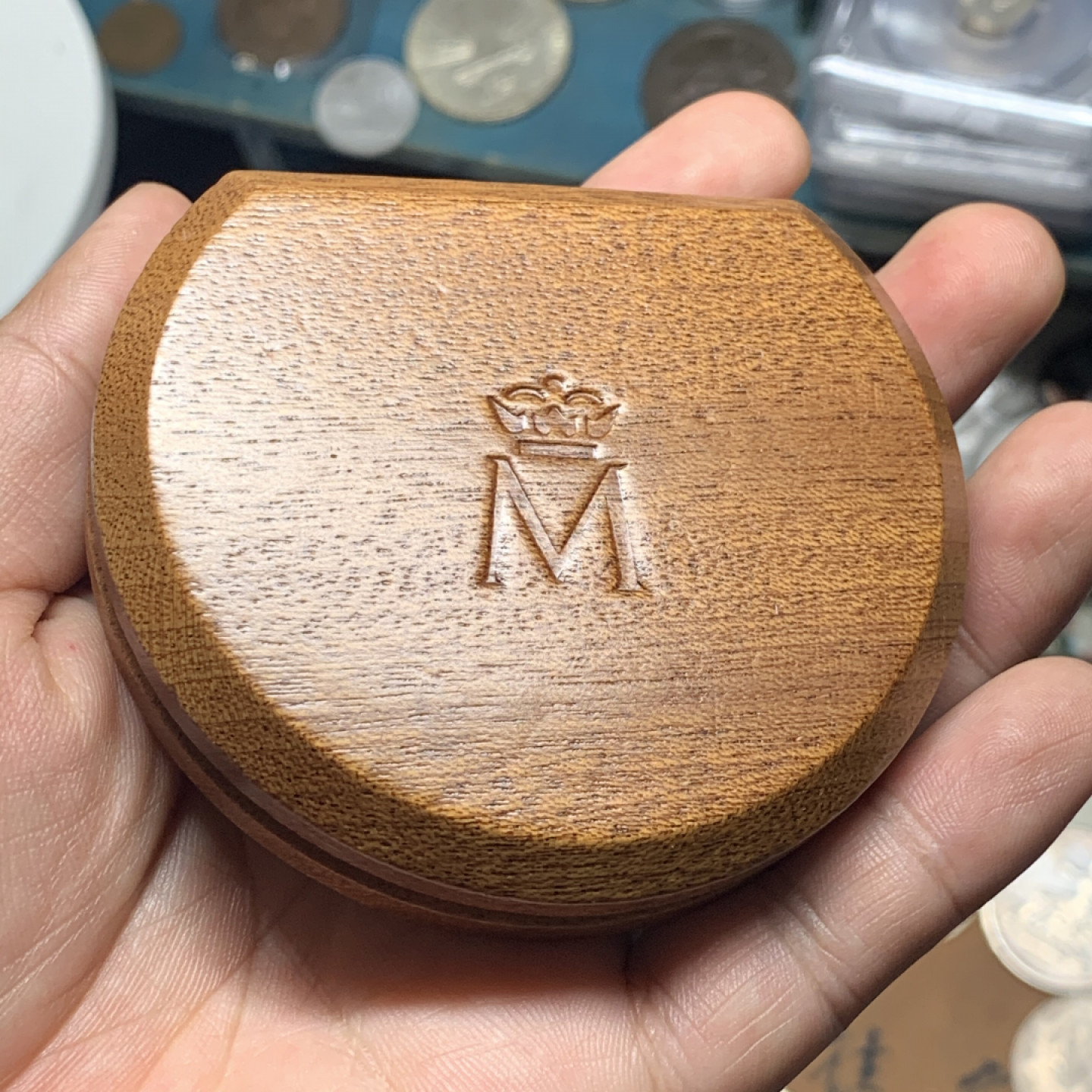 《竞宝斋》钱币微拍-第9场（不限金额顺丰包邮） 西班牙 2000年 盲人赛跑 1000比塞塔 精制银币 原木盒证书