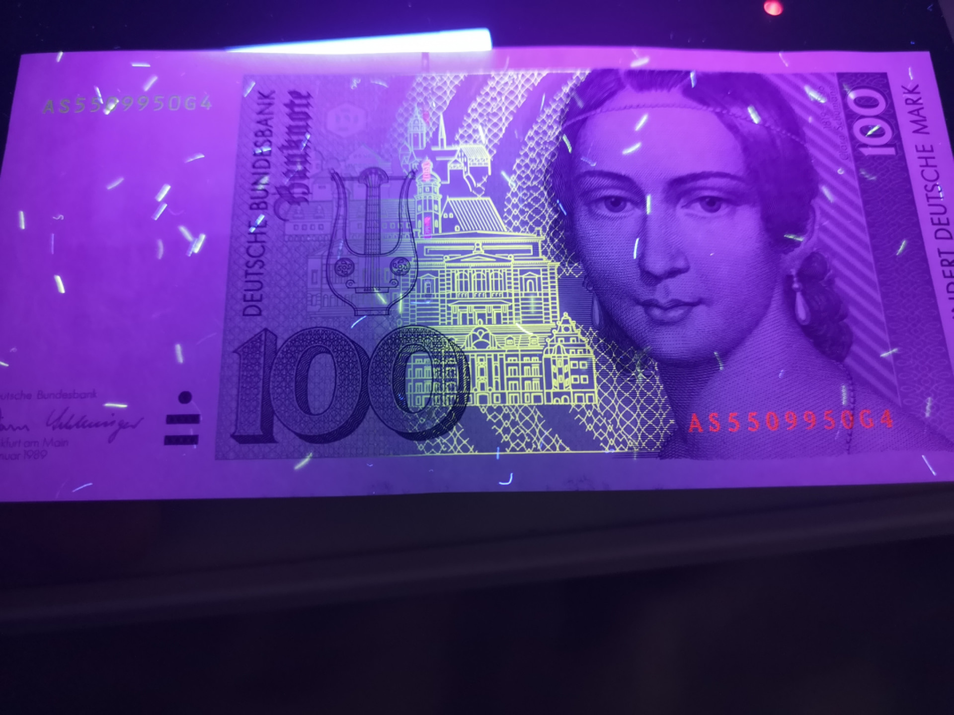 《外钞收藏家》第一百三十六期（本期100件） 1989年德国末版100马克 全新UNC