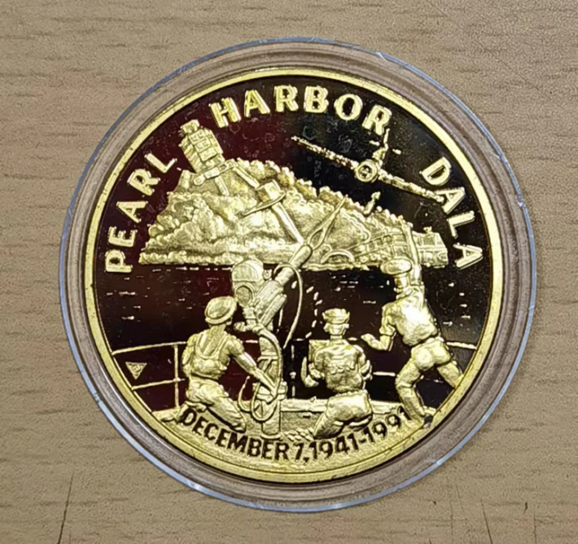 北京马甸外币专卖微拍第六十三期，非贵金属外国流通币，纪念币专场，陆续上新欢迎关注 纪念二战诺曼底登陆50周年镀金精制克郎型纪念章