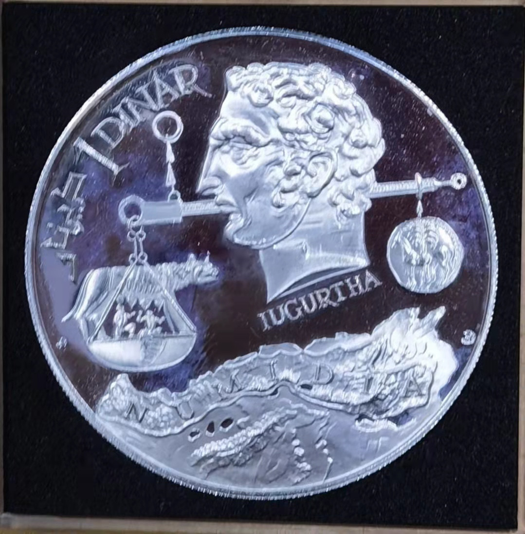 北京马甸外币专卖微拍第六十二期，金银币专场，陆续上新欢迎关注  1969年突尼斯精制银币，重量：20克，成色925，品相如图 