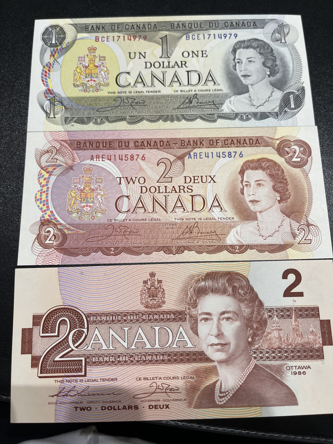 《外钞收藏家》第一百三十七期拍卖（本期68件） 加拿大两个版本女王三张 全新UNC