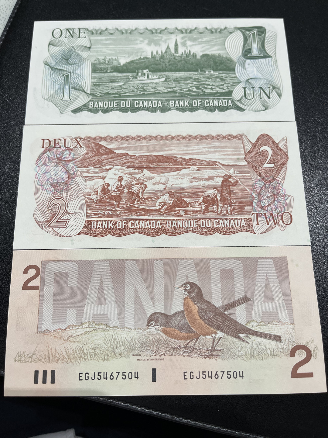 《外钞收藏家》第一百三十七期拍卖（本期68件） 加拿大两个版本女王三张 全新UNC