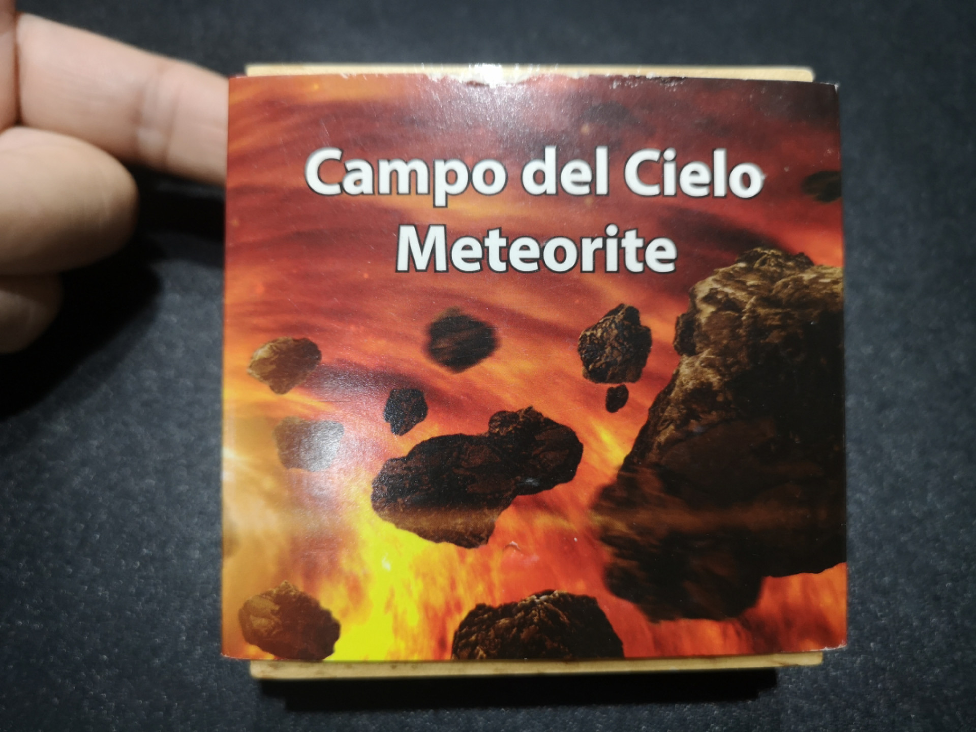 《外钞收藏家》第一百三十八期拍卖（本期91件） 2015年纽埃陨石坑系列狼溪陨石坑 高浮雕纪念银币  淘宝价格参考