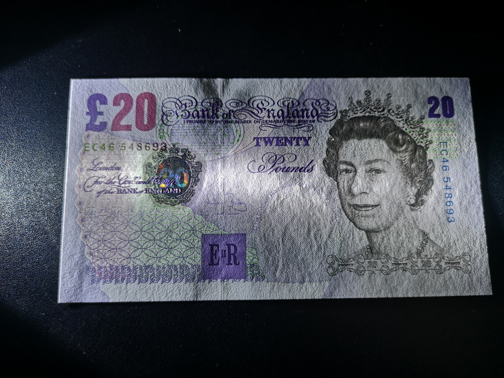 《外钞收藏家》第一百三十八期拍卖（本期91件） 英国E序列20镑 全新UNC