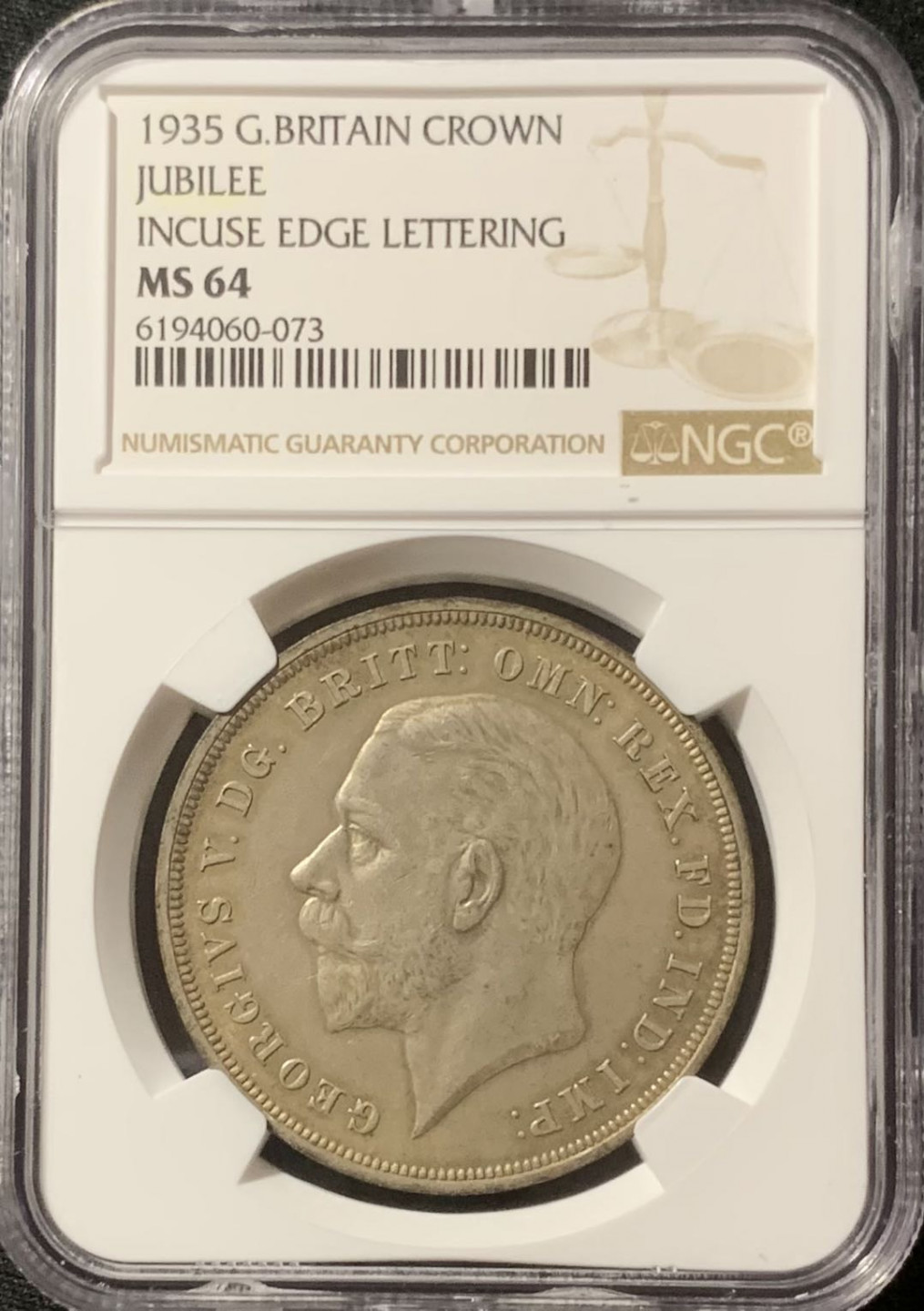 紫瑗钱币——第244期拍卖 英国 1935年 乔治五世 木马剑 1克朗 银币 NGC MS64
