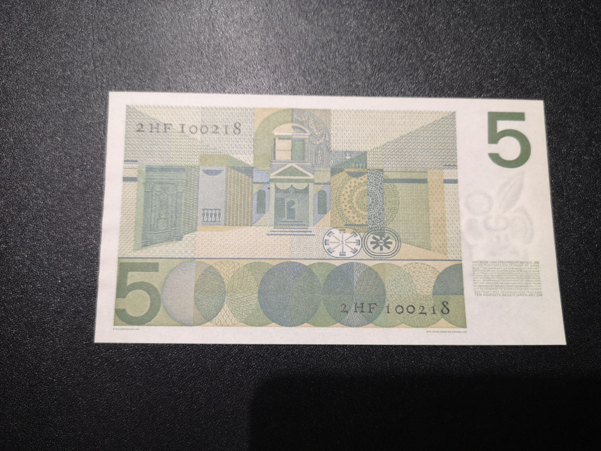 《外钞收藏家》第一百三十八期拍卖（本期91件） 1966年荷兰5盾两张一起 一张AU、一张VF品相