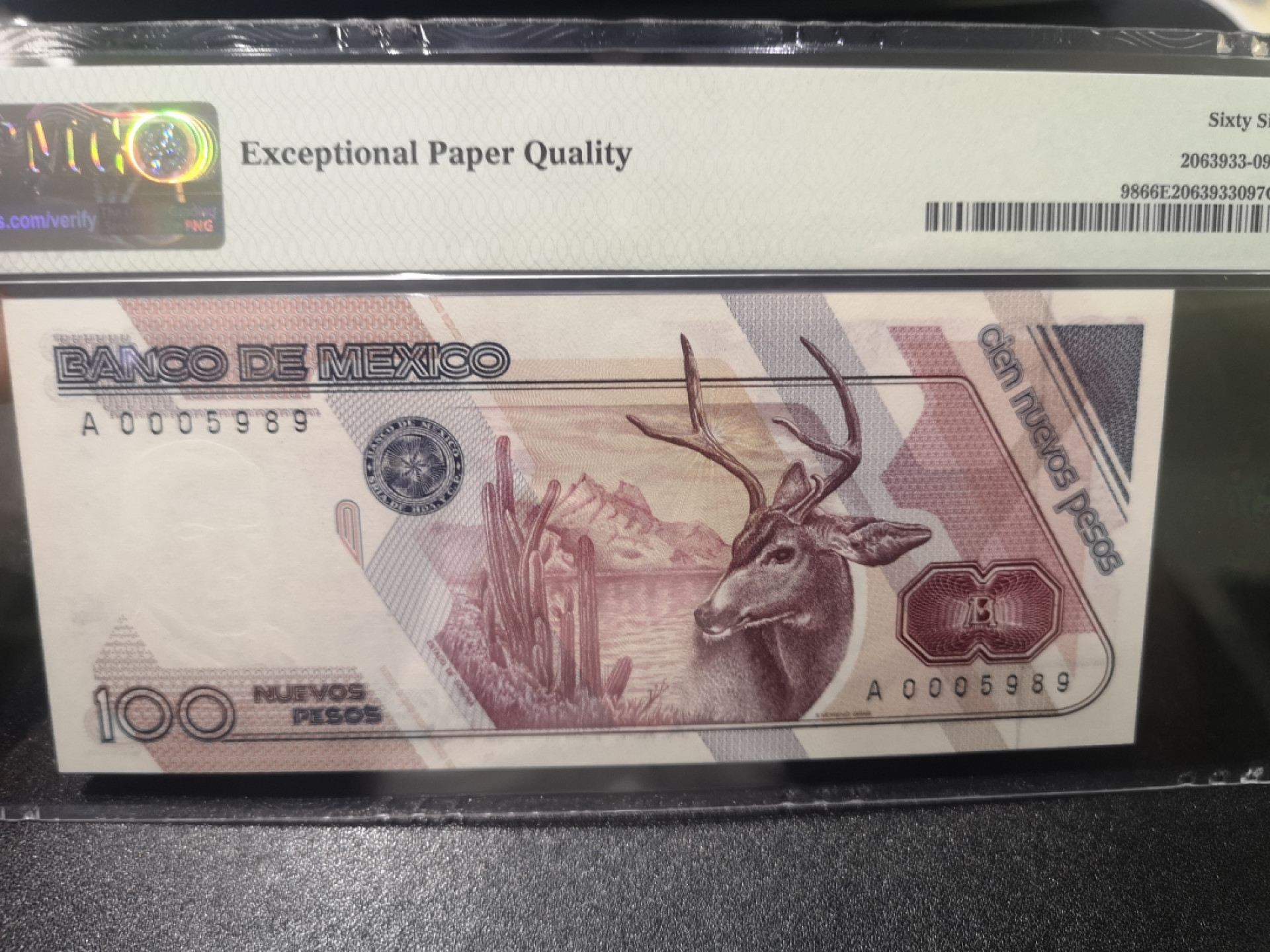 《外钞收藏家》第一百三十九期拍卖（本期84件） 1992年墨西哥100比索 PMG66 A冠 千位号5989跟上一张同号