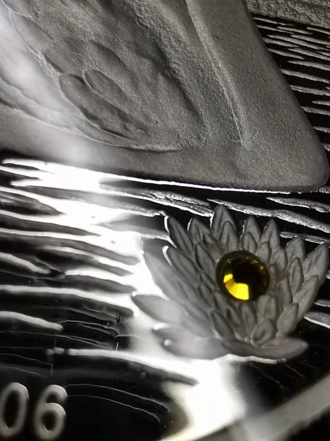 凡希社世界钱币微拍第一百七十五期 2006蒙古天鹅500图格里克镶钻币NGC-PF69UC