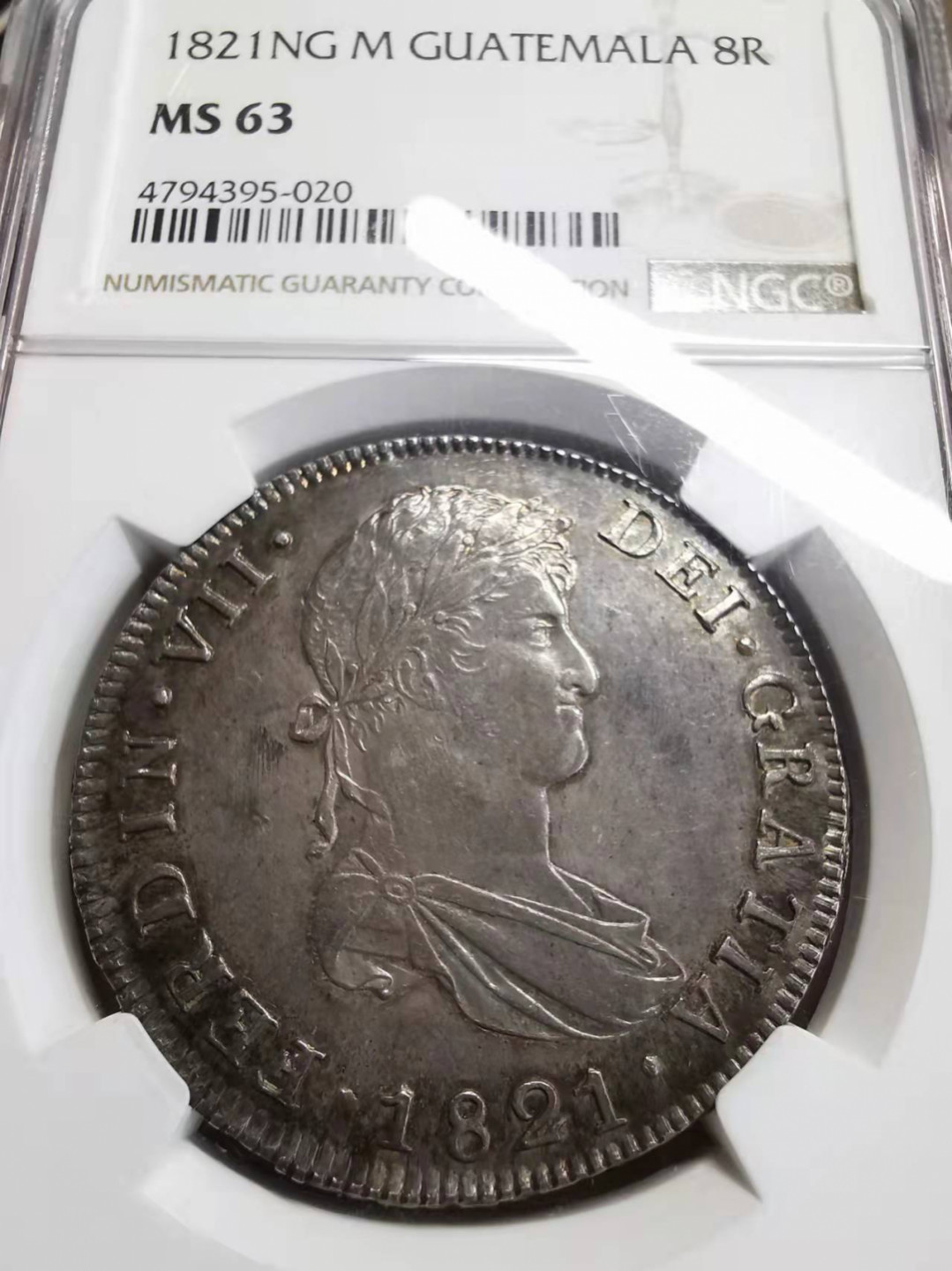 凡希社世界钱币微拍第一百七十五期 稀！1821NG危地马拉费七双柱NGC-MS63全深打原味！