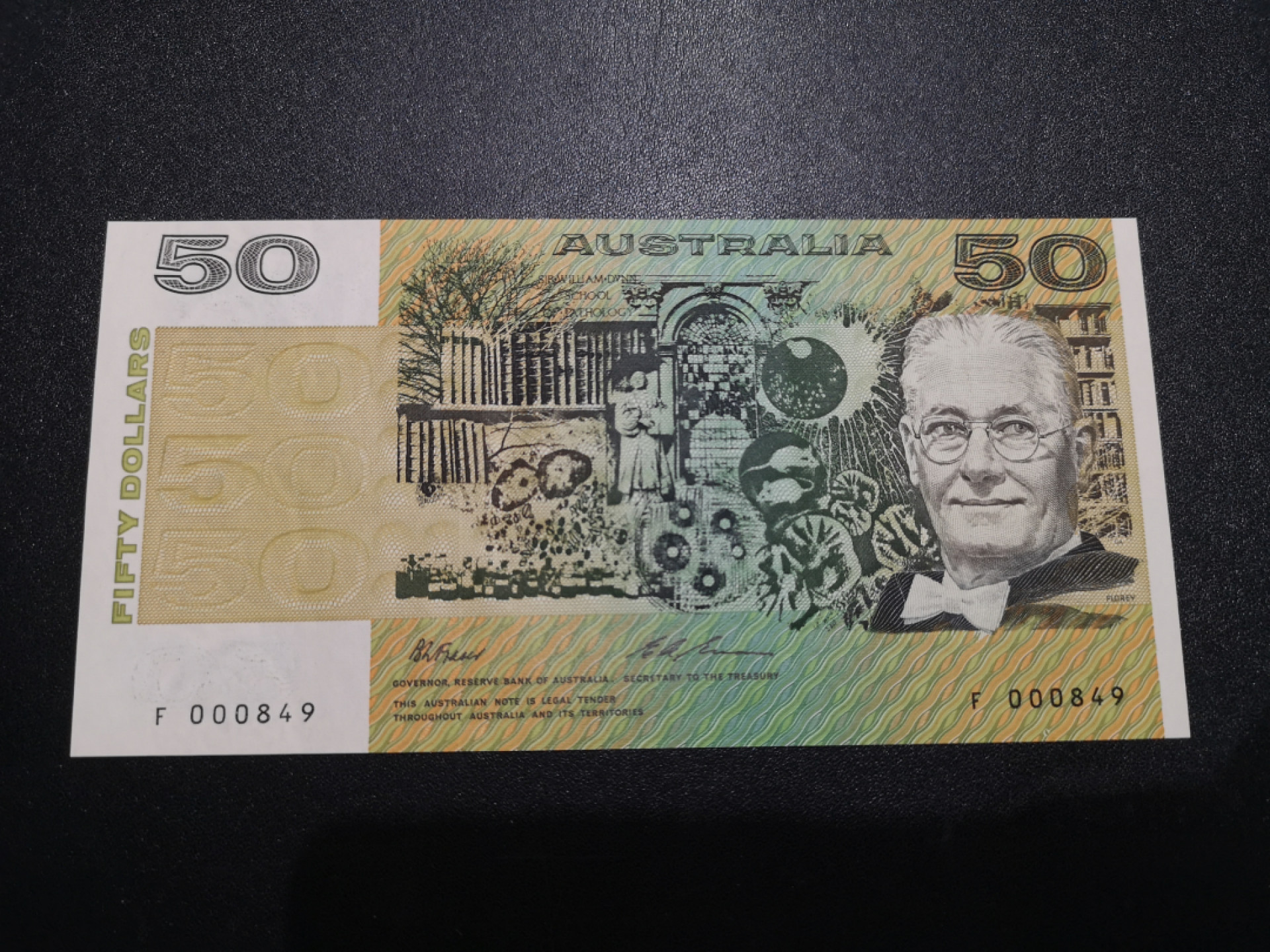 《外钞收藏家》第一百四十一期拍卖（本期81件） 澳大利亚50 百位号849 全新UNC