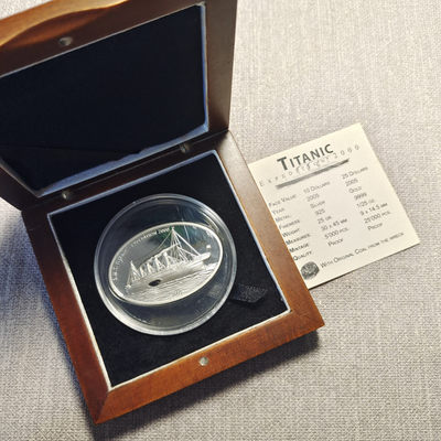 0起1加-纯粹捡漏拍-46场 - 利比里亚2005年10元泰坦尼克号精制纪念银币-镶嵌沉船煤块-盒证全量5000