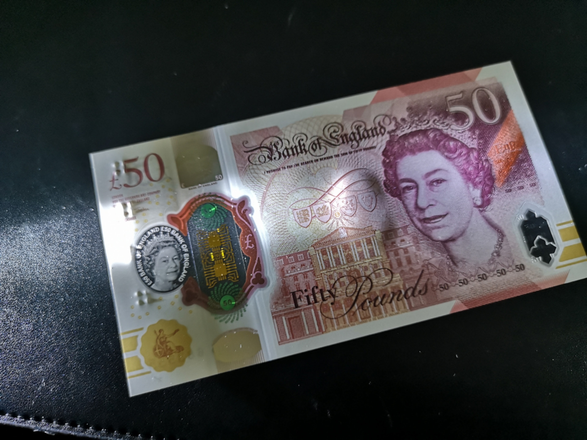 《外钞收藏家》第一百四十一期拍卖（本期81件） 2020年英国50镑 AA冠 全新UNC 555豹子号