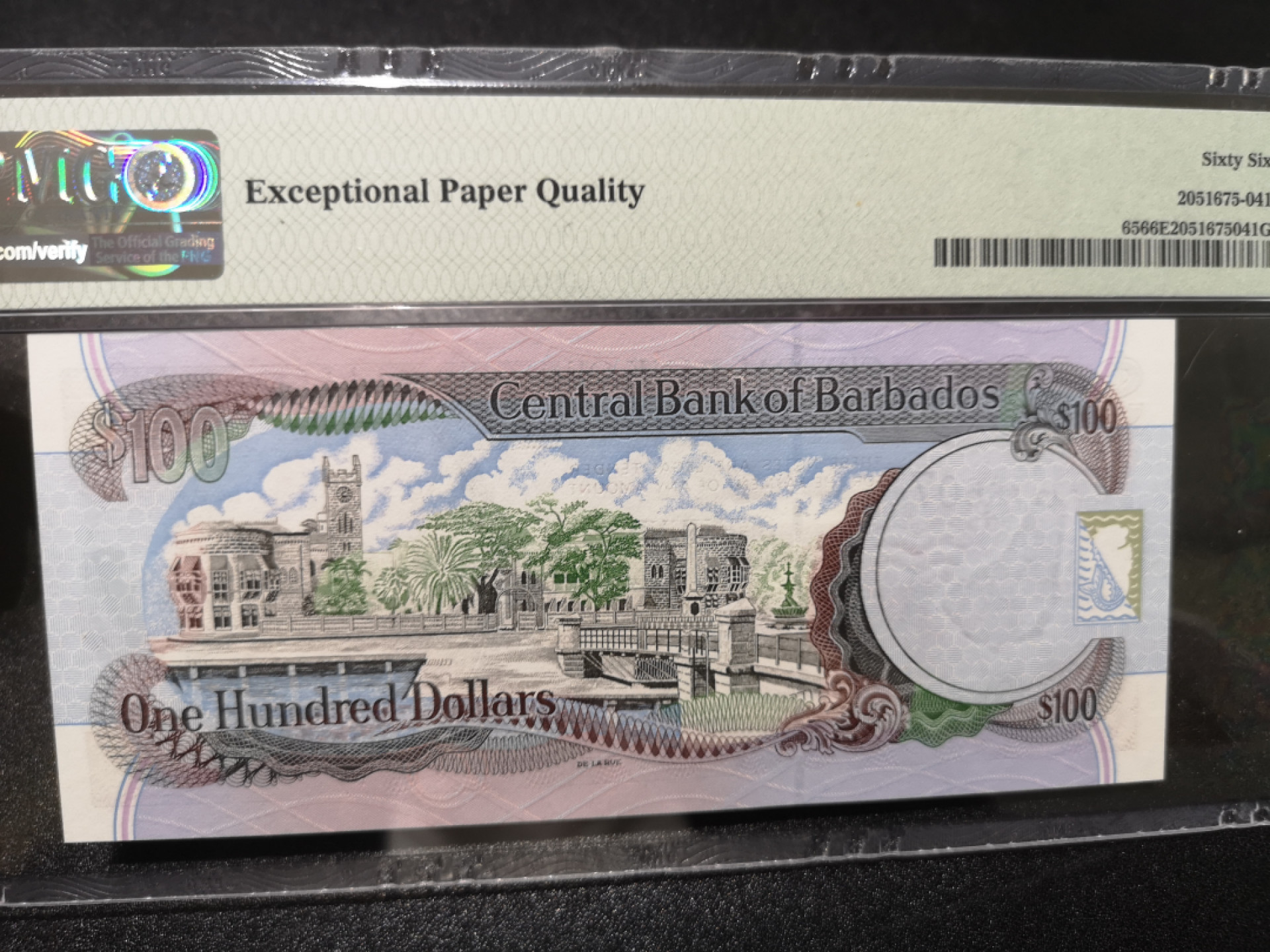 《外钞收藏家》第一百四十一期拍卖（本期81件） 2000年巴巴多斯100 PMG66