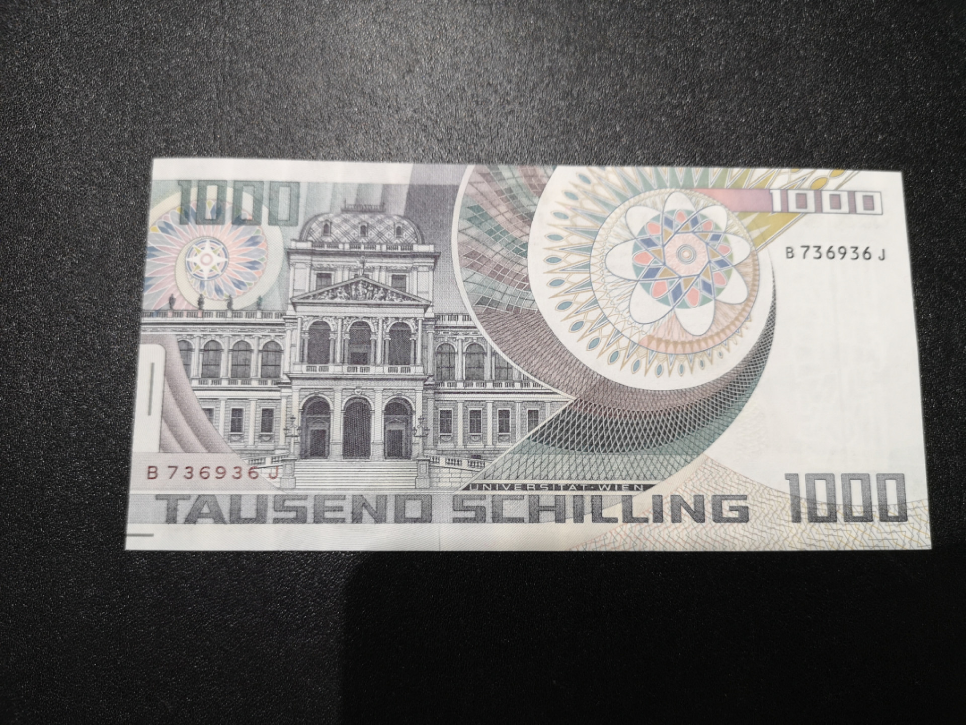 《外钞收藏家》第一百四十一期拍卖（本期81件） 1983年奥地利1000先令 薛定谔 全新UNC
