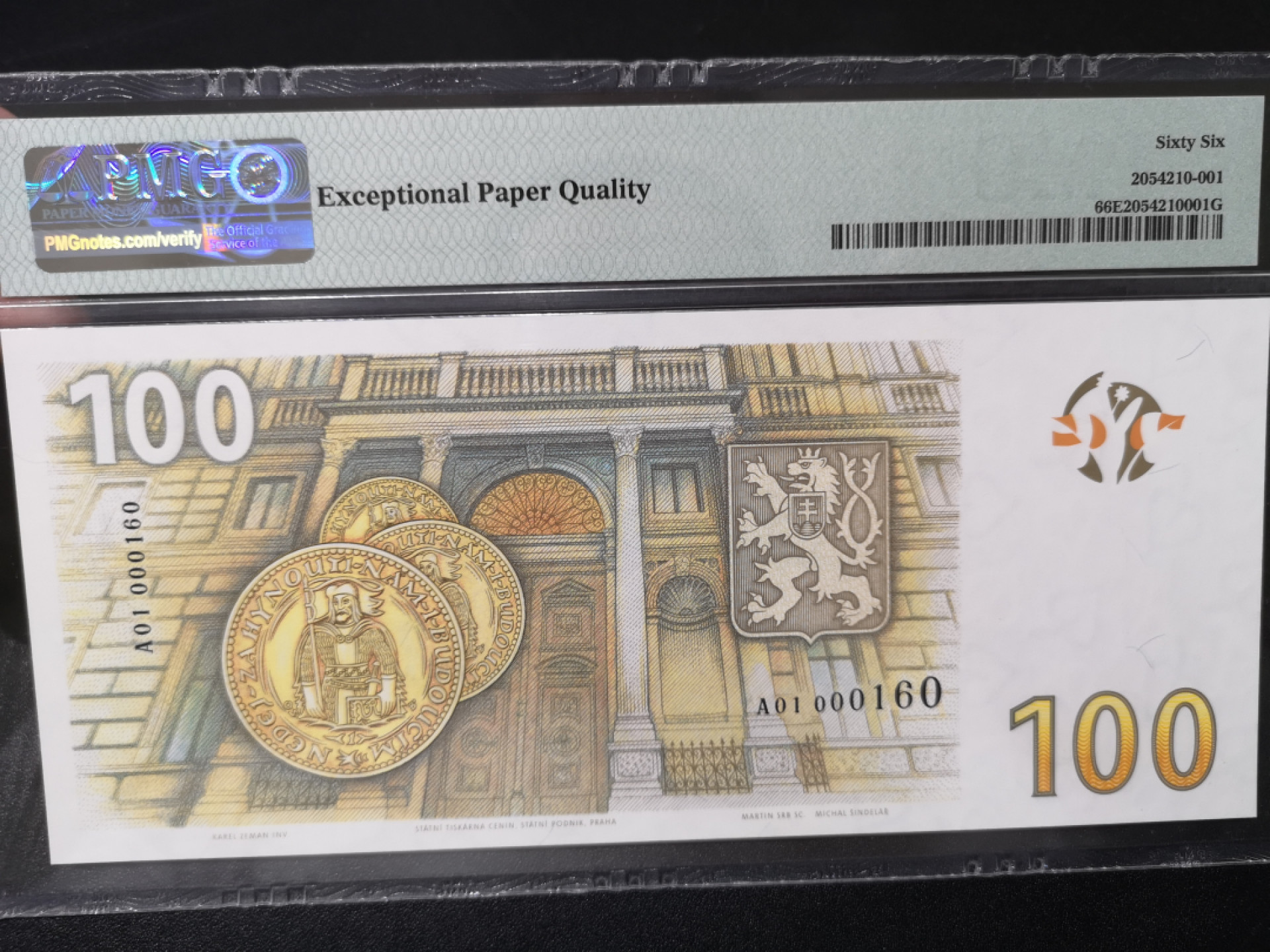《外钞收藏家》第一百四十二期拍卖（周三拍场） 2019年捷克100克朗 PMG66 纪念钞 A01 百位号160 带原装折