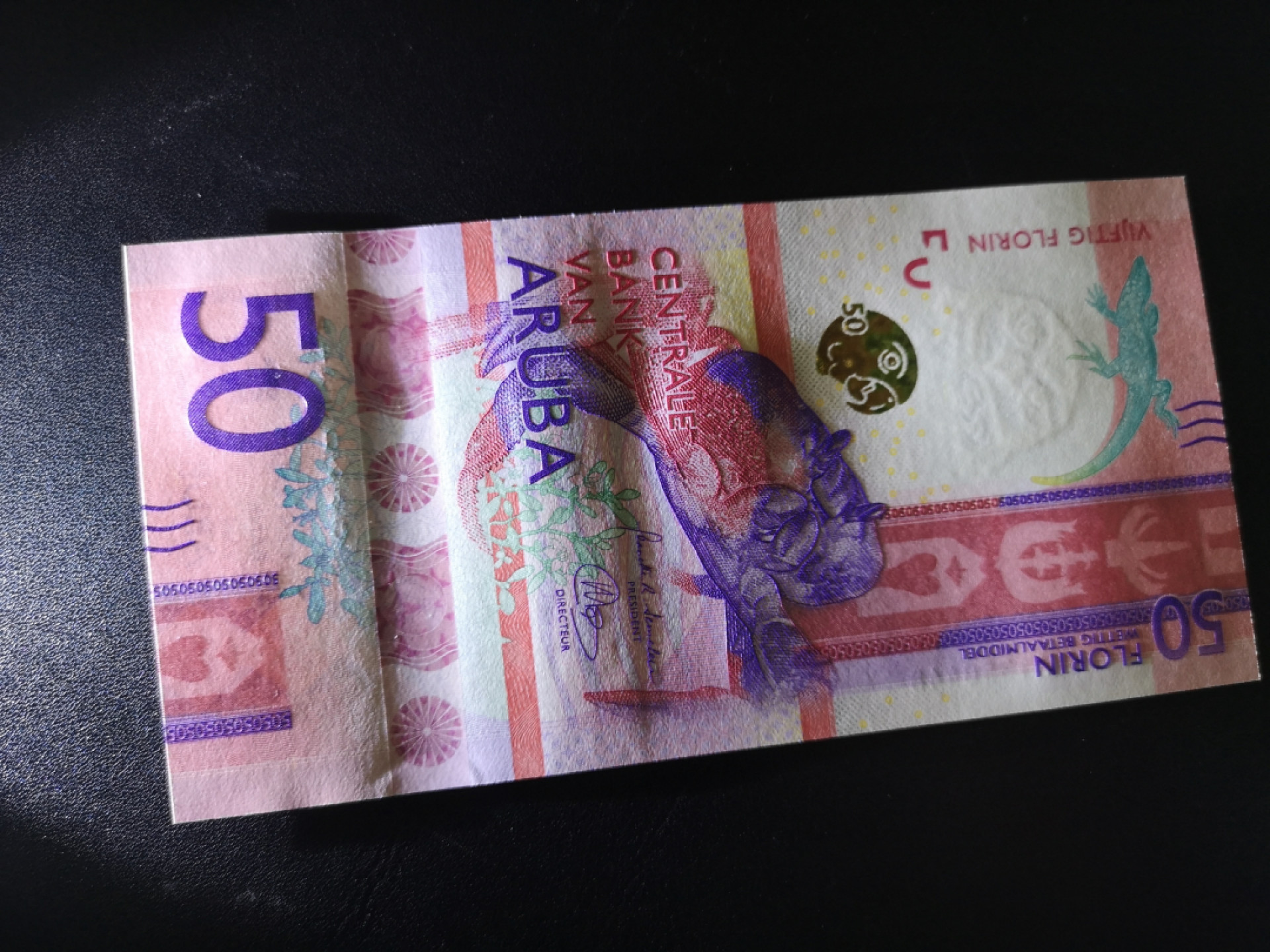 《外钞收藏家》第一百四十二期拍卖（周三拍场） 2019年阿鲁巴50 全新UNC A冠