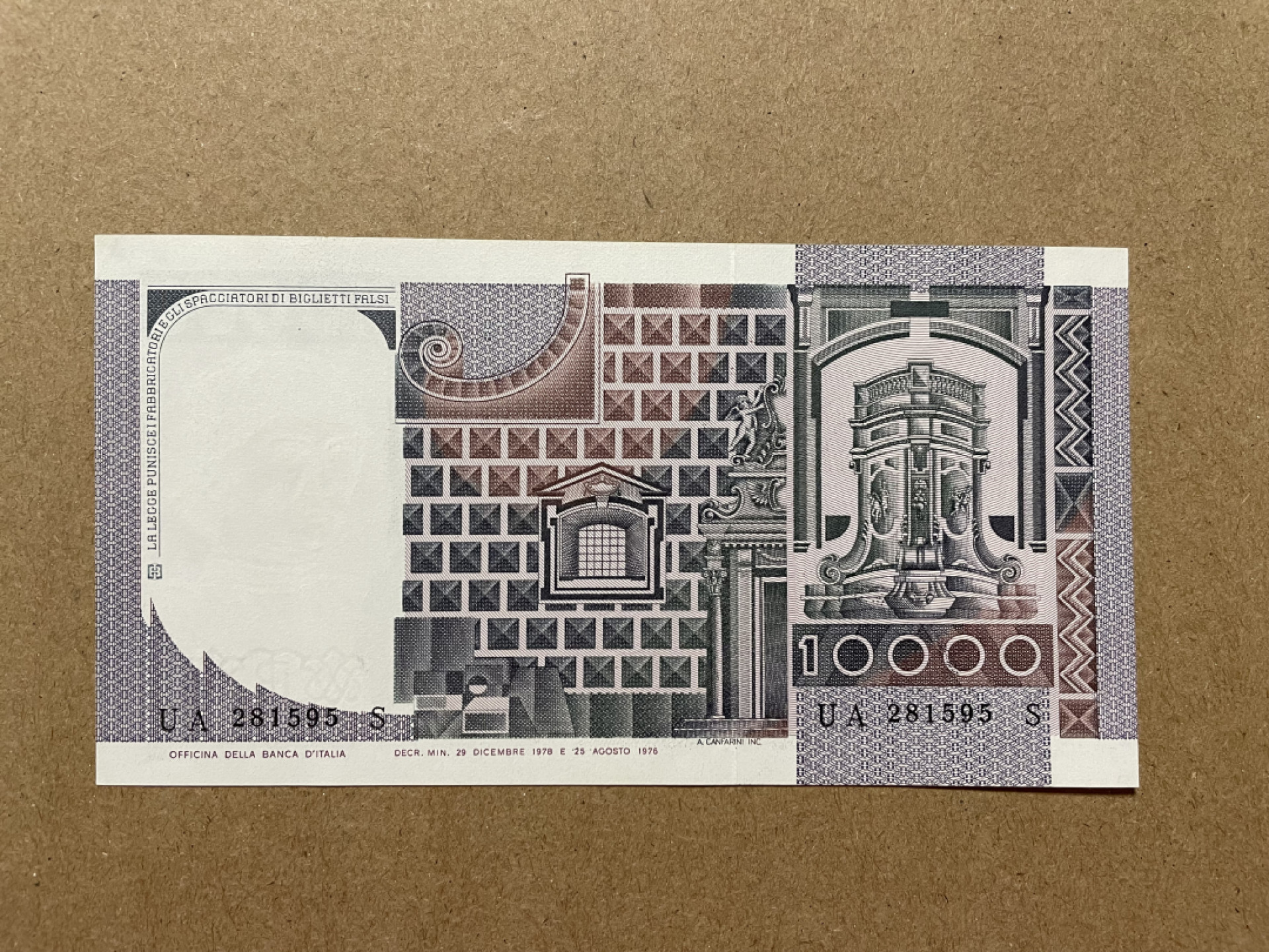 《张总收藏》41期—欧洲强钞 意大利10000里拉 UNC 1978年版 P-106a