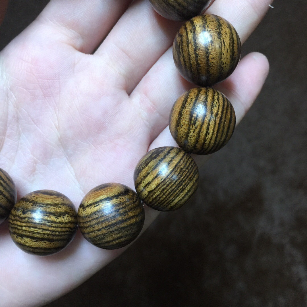 虎皮檀手串1.8