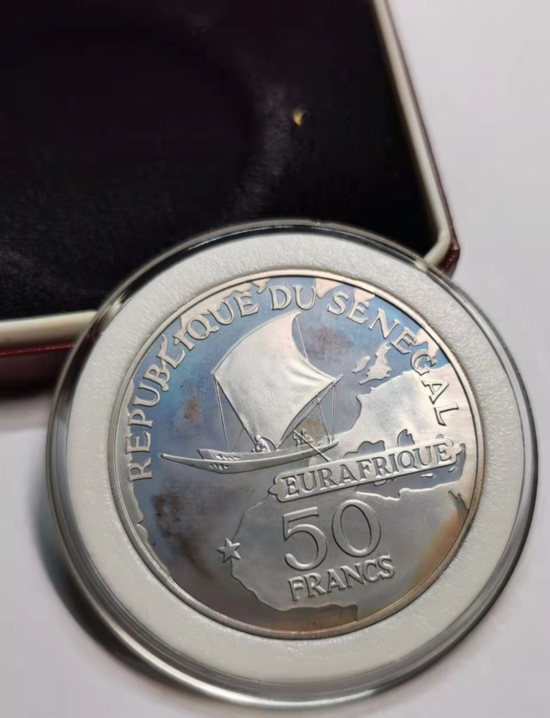 凡希社世界钱币微拍第一百七十六期 1975塞内加尔50法郎精铸大银 鸬鹚与地图 原盒证书全品！
