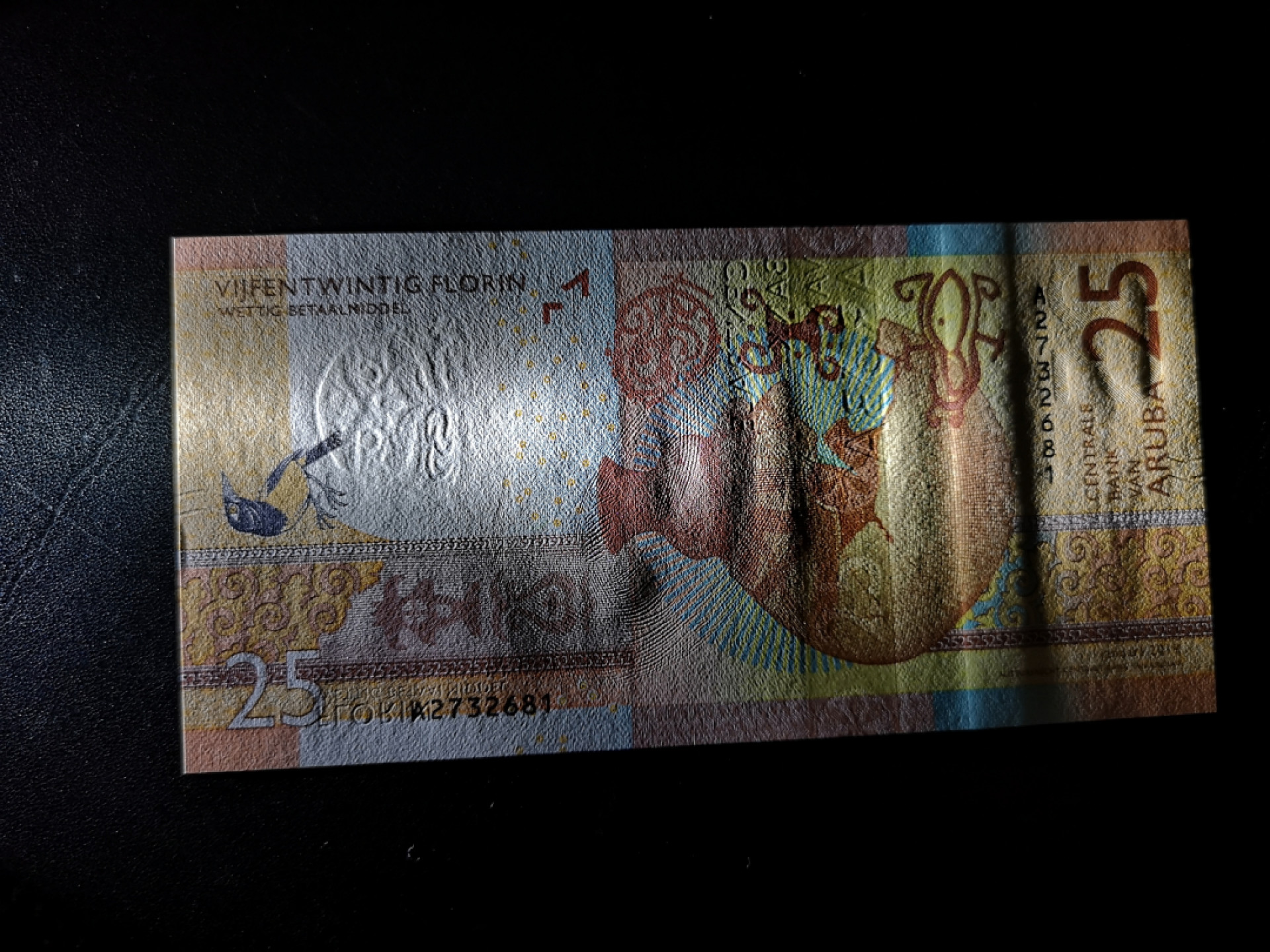 《外钞收藏家》第一百四十四期拍卖（本期85件） 2019年阿鲁巴20 A冠 全新UNC