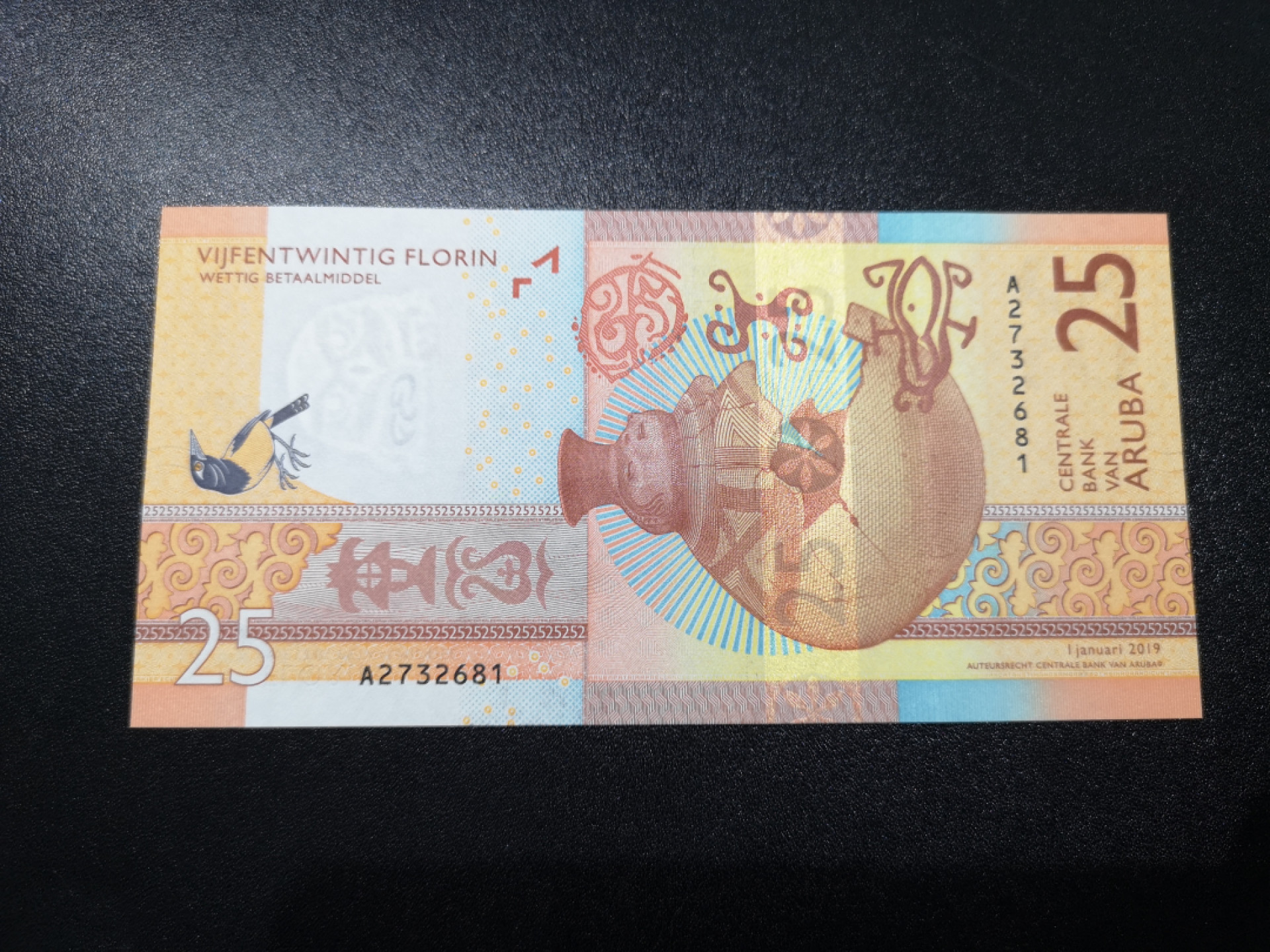 《外钞收藏家》第一百四十四期拍卖（本期85件） 2019年阿鲁巴20 A冠 全新UNC