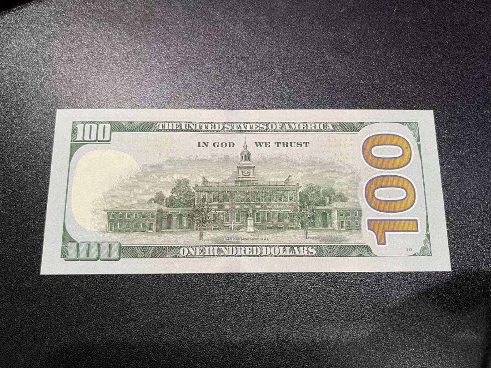 《外钞收藏家》第一百四十四期拍卖（本期85件） 2013年100美元 777豹子号 全新UNC