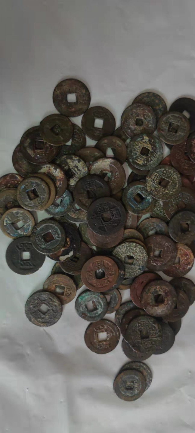 一米收藏，开心上拍(第三十一期)铜钱专场，福利上新。 清散90枚，无漏裂，包老包真！