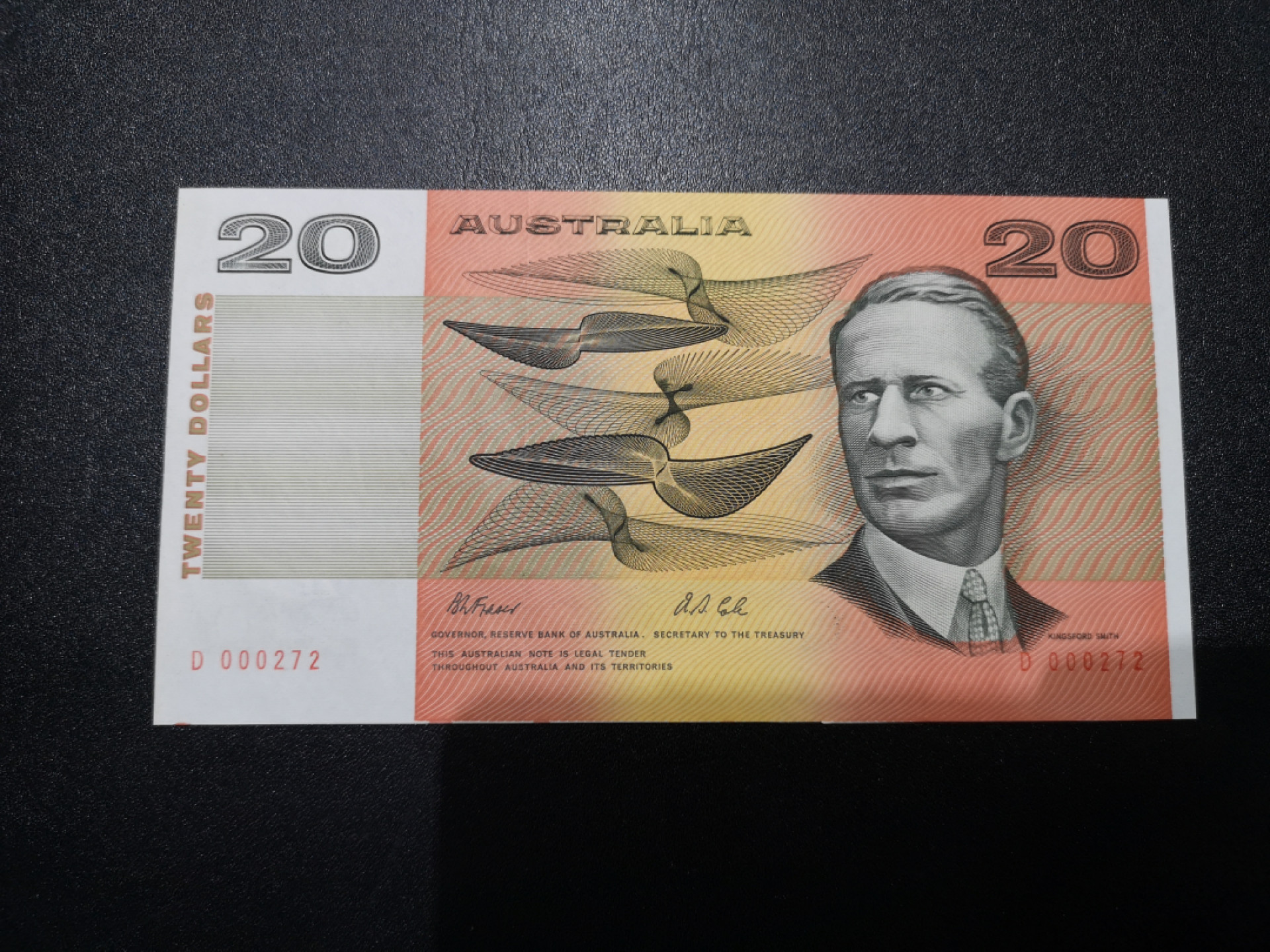 《外钞收藏家》第一百四十四期拍卖（本期85件） 澳大利亚20刀 全新 角上轻微受潮 272百位号