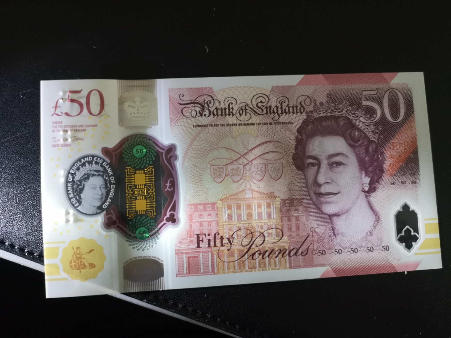 《外钞收藏家》第一百四十四期拍卖（本期85件） 英国最新版塑料钞50镑 AA01首发冠 无47 全新UNC